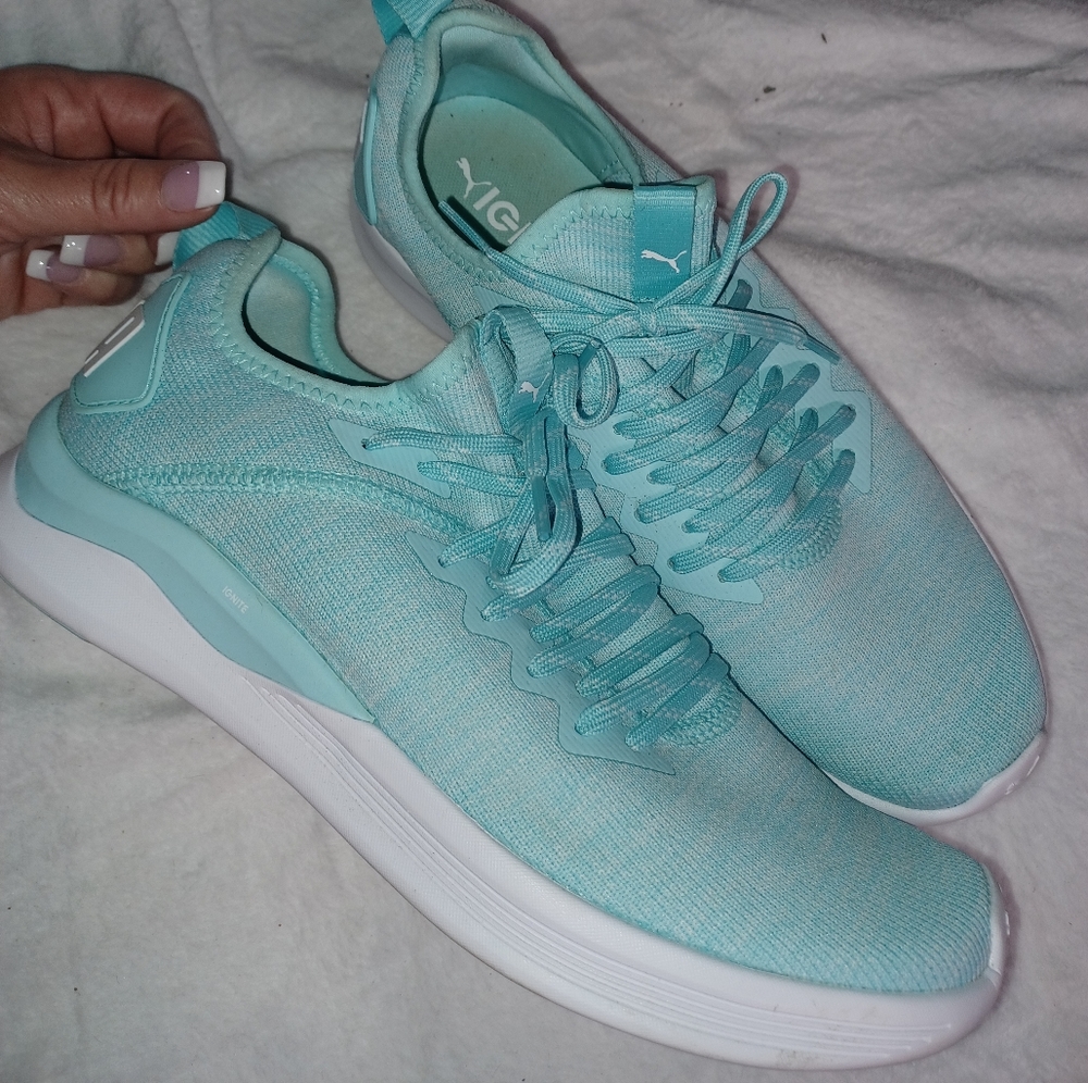 Womens Aqua Puma Ignite Knit Sneakers sz 10